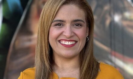 Legisladora municipal de Victoria Ciudadana denuncia como “traición” rechazo de ordenanza para proteger a comunidad inmigrante en Guayanilla