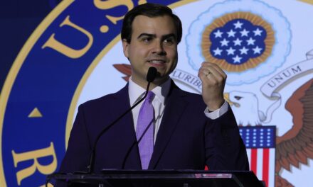 Comisionado Residente anuncia más de $100 millones en fondos federales para carreteras, vivienda pública, salud, educación y servicios esenciales en Puerto Rico