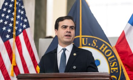 Comisionado Residente impulsa legislación para extender el SSI a Puerto Rico