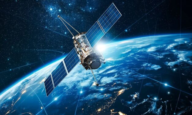 CPR activa red comunitaria de comunicaciones satelitales en Puerto Rico tras el paso de Erin