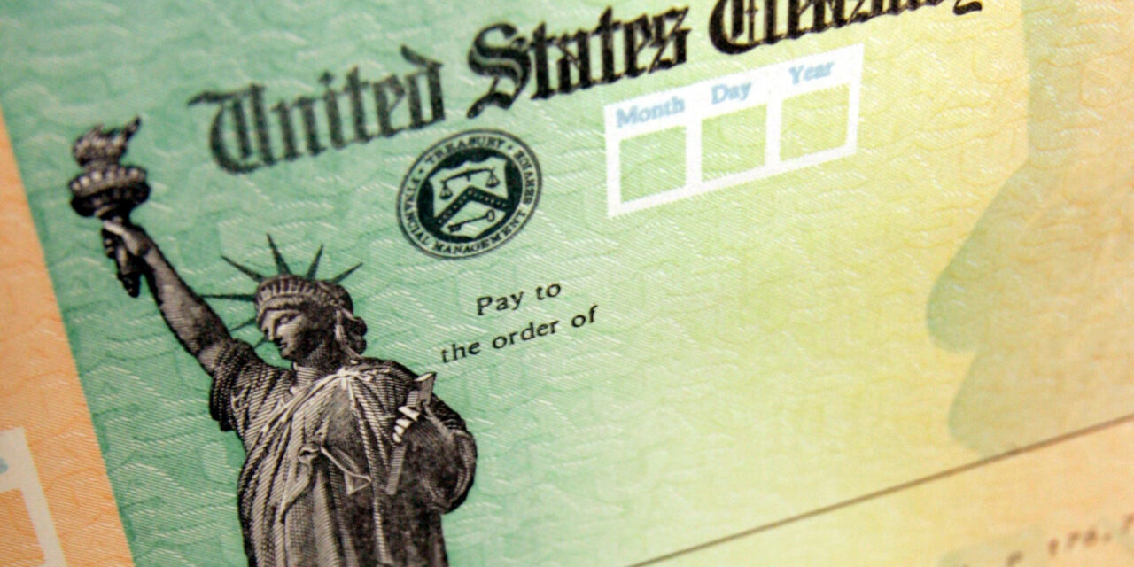 Fin a los cheques en papel para beneficios federales