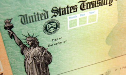 Fin a los cheques en papel para beneficios federales