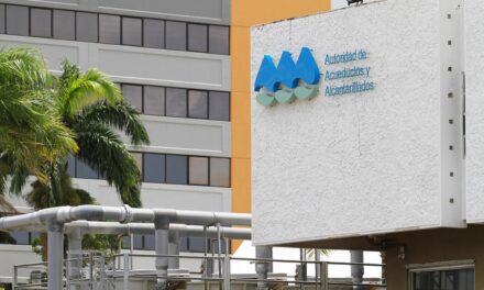 Cambios en la AAA: Gobernadora confirma salida del director regional de San Juan y anuncia reestructuración