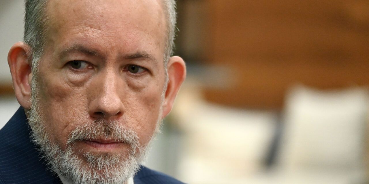 Exigen a la gobernadora frenar expresiones de Arthur Garffer tras asesinato de Charlie Kirk