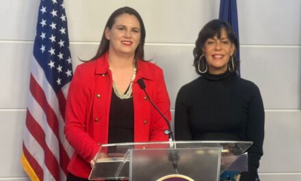 Senadoras alertan sobre alza en cesáreas y reclaman acción contra la violencia obstétrica