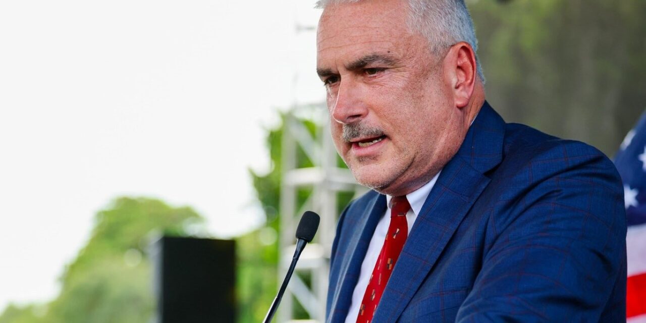 Rivera Schatz lanza mensaje a la Gobernadora y desata reacciones encontradas en redes