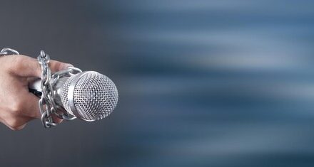 𝗜𝗻𝘁𝗲𝗿𝗿𝗼𝗴𝗮𝗻𝘁𝗲𝘀 𝘀𝗼𝗯𝗿𝗲 𝗲𝗹 𝗮𝗰𝗰𝗲𝘀𝗼 𝗮 𝗶𝗻𝗳𝗼𝗿𝗺𝗮𝗰𝗶𝗼́𝗻 𝘃𝗶𝘁𝗮𝗹:¿𝗣𝗼𝗹𝗶́𝘁𝗶𝗰𝗮𝘀 𝗱𝗲 𝗧𝗿𝘂𝗺𝗽 𝗶𝗻𝗳𝗹𝘂𝘆𝗲𝗻 𝗲𝗻 𝗣𝘂𝗲𝗿𝘁𝗼 𝗥𝗶𝗰𝗼