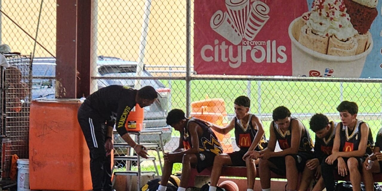 Joven entrenador enfocado en formar campeones de la vida