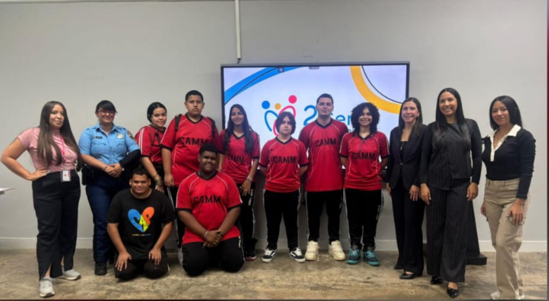 Charla educativa y obra teatral promueven la empatía y el respeto en escuela de Villalba