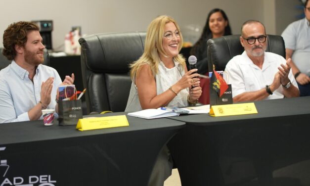 Alcaldesa de Ponce, Marlese Sifre Rodríguez, lidera visita de líneas de crucero internacionales al Puerto de Ponce