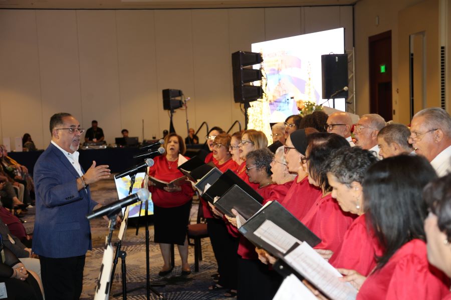 Coro de la Asociación de Maestros celebra su 20 aniversario con un concierto público