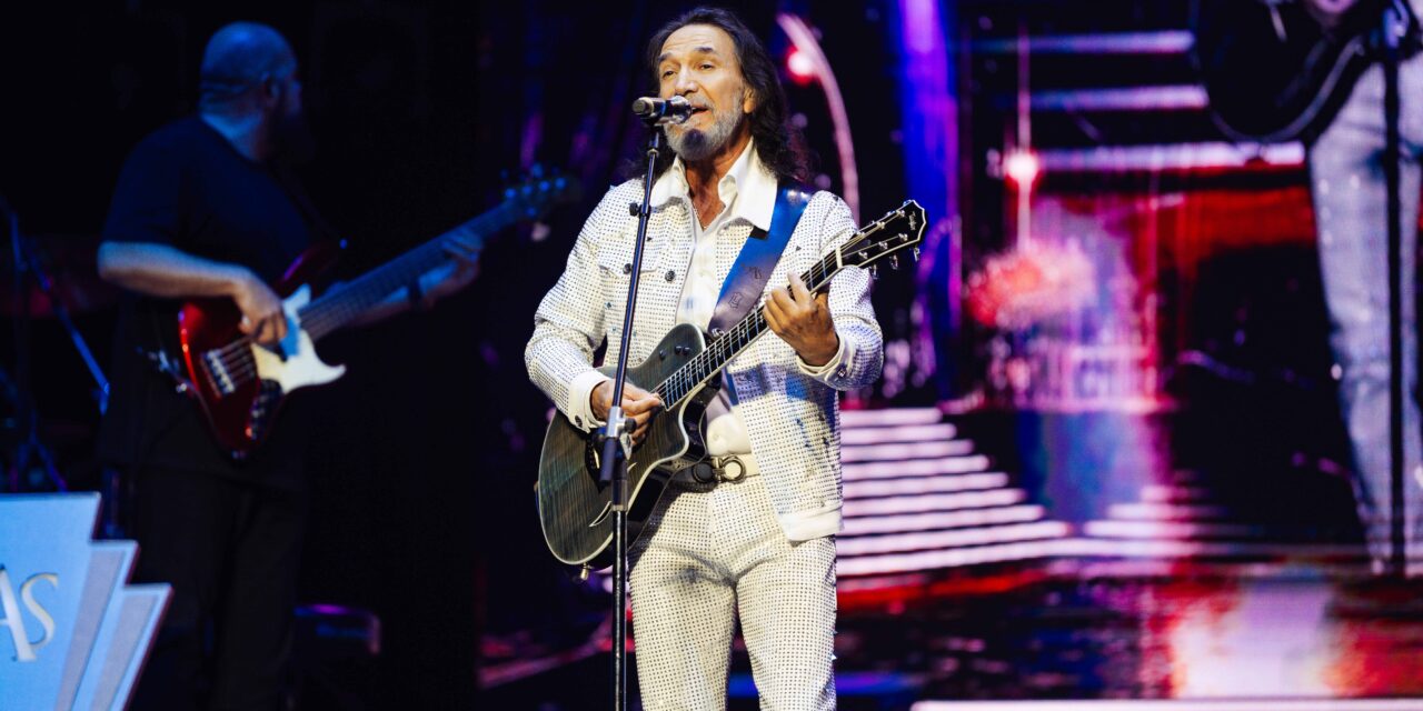 Marco Antonio Solís cierra su gira con un lleno total en Puerto Rico