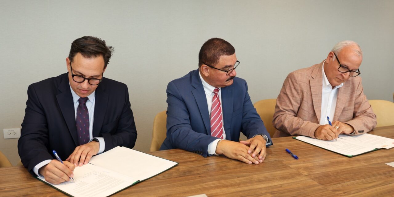 INSEC y AARP se unen en beneficio de los adultos mayores de PR