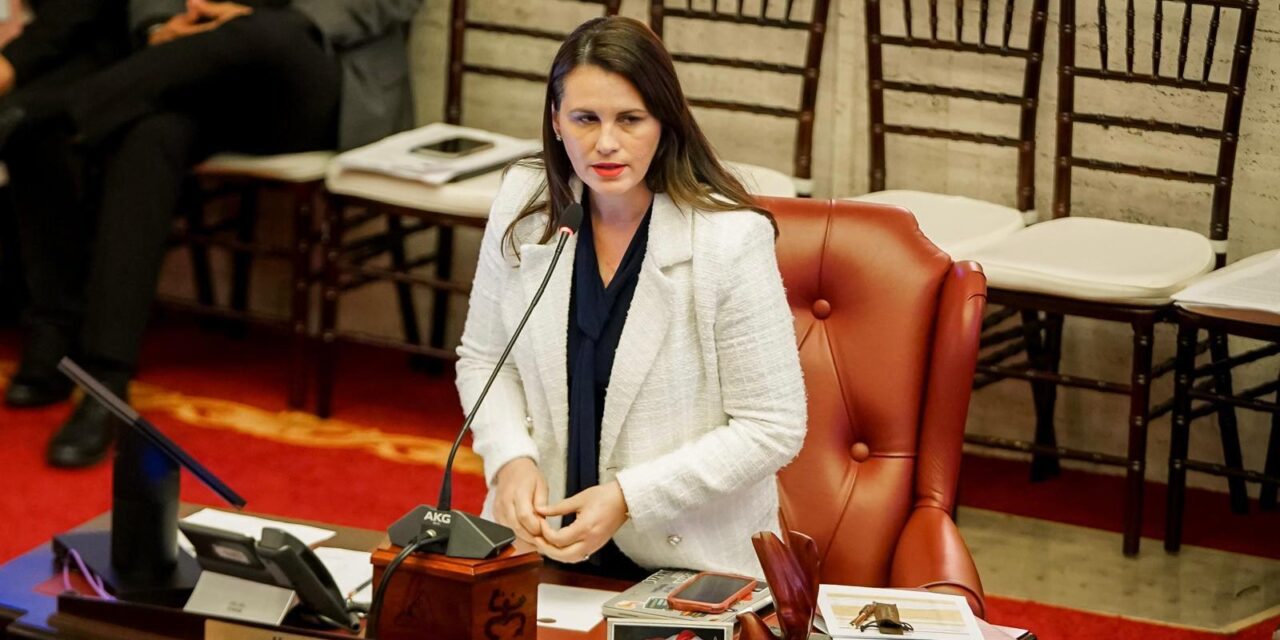 Aprobadas paquete de medidas de Ada Álvarez Conde sobre maltrato animal, vivienda y reciclaje