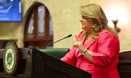 Gobernadora no estará hoy en conferencia, sino en convención del PNP