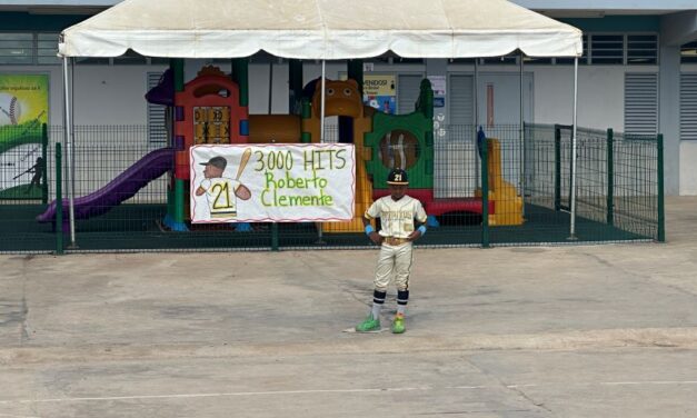Escuela El Coquí celebró el hit 3,000 con un acto lleno de deporte y solidaridad