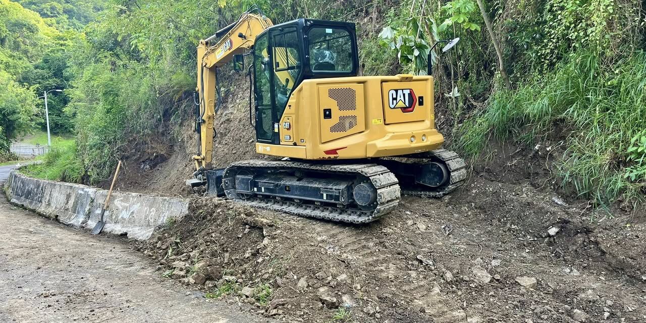 DTOP atiende derrumbe en la carretera 391 del barrio Rucio en Peñuelas