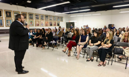 Más de 80 trabajadores sociales del Programa de Educación Especial reciben sus permanencias