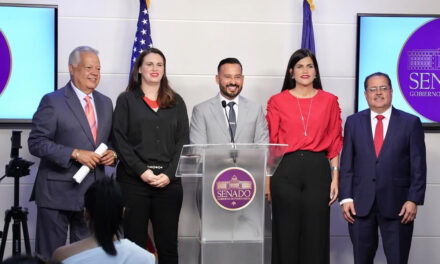 Fiscalización del PPD detiene cargo de $300 de LUMA a clientes con placas solares