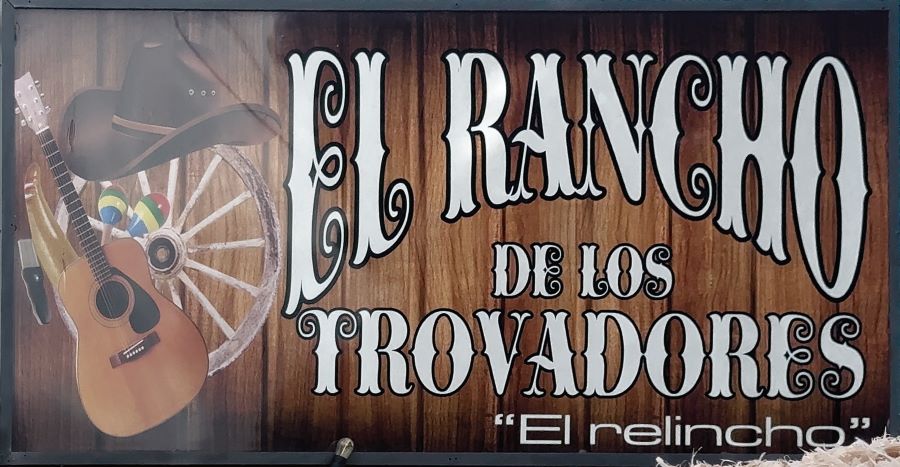 El Rancho de los Trovadores “El Relincho”, un sueño familiar que late en las montañas de Villalba