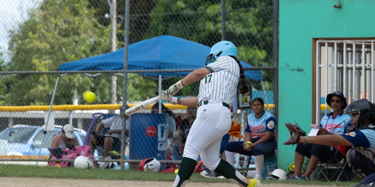 Continúa la acción del sóftbol de ligas menores en la isla