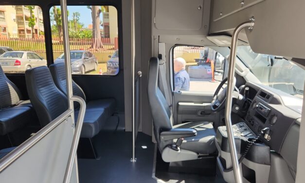 Guayanilla adquiere nueva flota de transporte colectivo con nueve nuevos vehículos