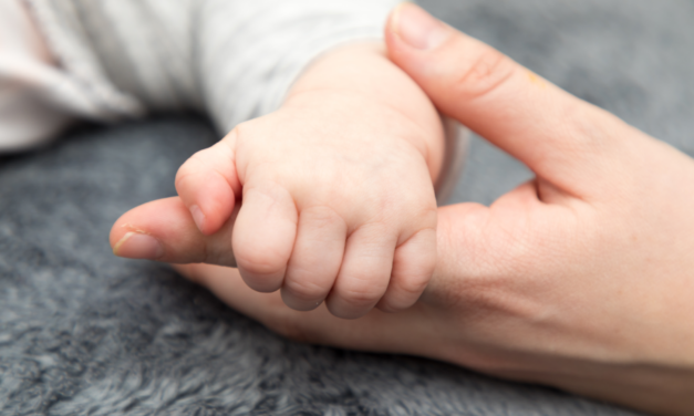 Policía investiga nuevo caso de posible maltrato a infante de 21 días