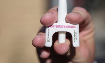 ASSMCA refuerza acceso a Naloxona para proteger vidas durante las Sanse