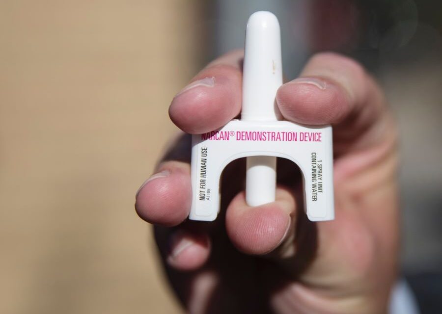 ASSMCA refuerza acceso a Naloxona para proteger vidas durante las Sanse