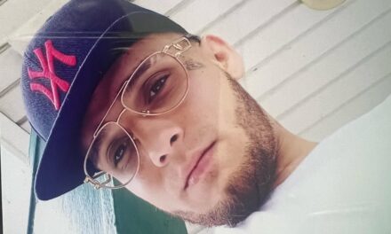 Policía solicita ayuda para arrestar a hombre acusado por violencia de género y Ley de Armas en Ponce