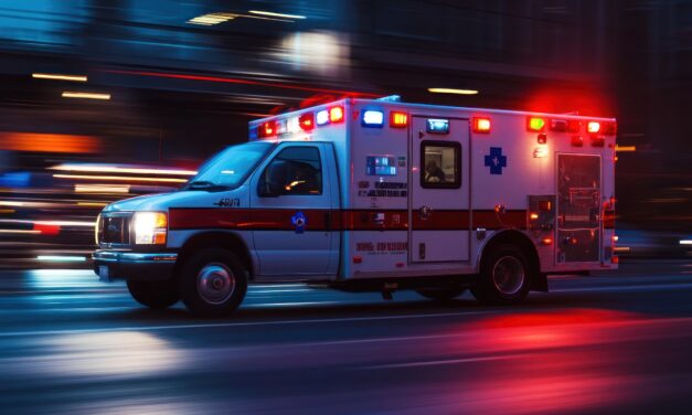 Grave accidente en Lajas deja dos personas en condición de cuidado