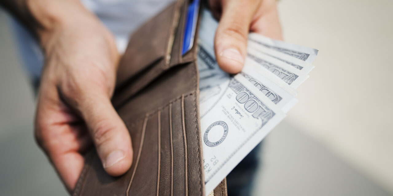 Gremio objetan proyecto empresarial contra el aumento en el salario mínimo