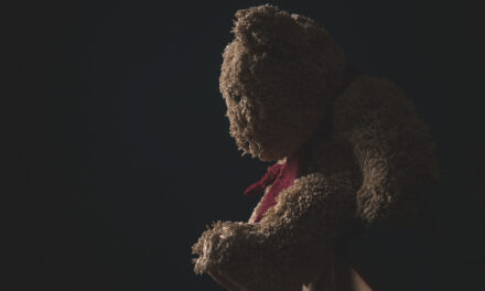 Continúan radicaciones de cargos por maltrato y delitos sexuales contra menores en Ponce y Mayagüez