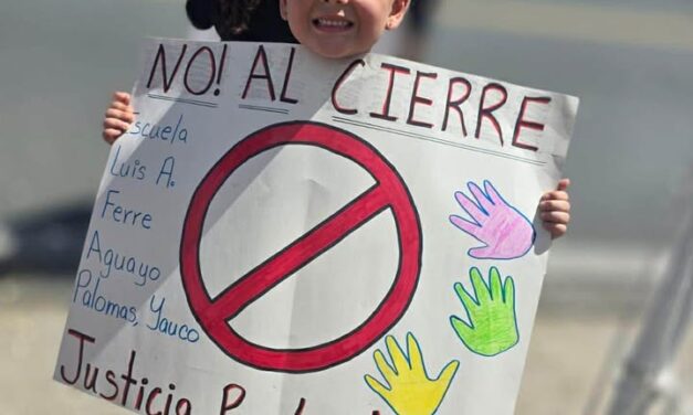 Alzan su voz contra el cierre de la Escuela Luis A. Ferré Aguayo en el Festival del Café en Yauco