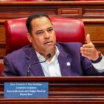 Vicepresidente Carmelo Ríos presenta proyecto para garantizar transparencia en precios de servicios hospitalarios