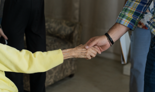 Municipio de Cidra adopta adultos mayores en proyecto piloto para brindar apoyo y acompañamiento