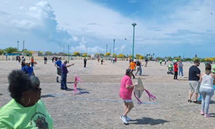 Ponce pinta sus cielos con tradición y alegría en el 4to Festival de la Chiringa del DRD