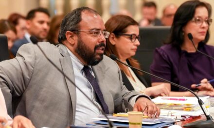 Senado examina presupuesto vigente del Departamento de Educación