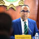 Representante Edgar Robles objeta los altos costos de los llamados “carriles exclusivos o carriles reversibles”