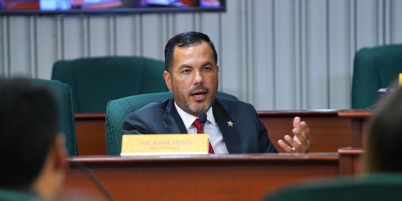 Convertido en ley proyecto para atender proliferación de cerdos salvajes y proteger la agricultura puertorriqueña