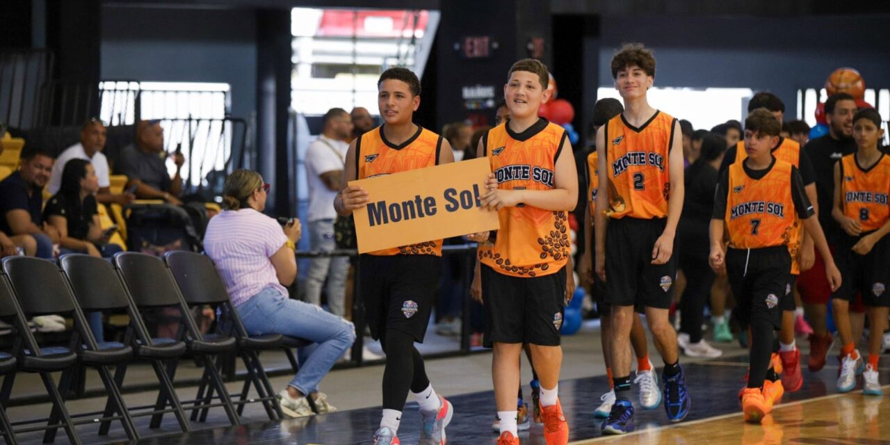 Yauco inaugura torneo municipal de baloncesto con más de 300 participantes