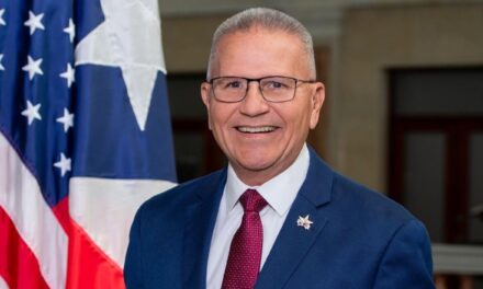 Aponte exige al alcalde de Nueva York respetar la voluntad estadista de Puerto Rico