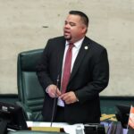 Representante Colón Rodríguez radica Resolución para proteger a comerciantes ambulantes y detener desalojos en servidumbres estatales