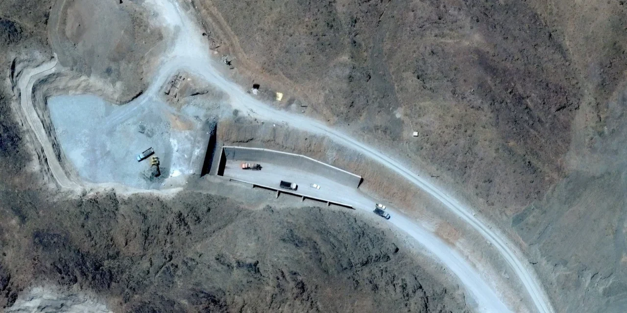 Israel sospecha que Irán trasladó uranio enriquecido y equipos nucleares a una instalación subterránea