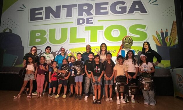 Listos para el regreso a clases: alianza cooperativista beneficia a estudiantes de Cabo Rojo