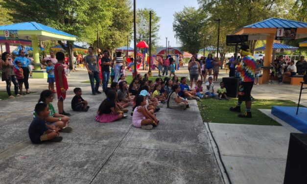 Guayanilla equipa a cientos de estudiantes para el regreso a clases