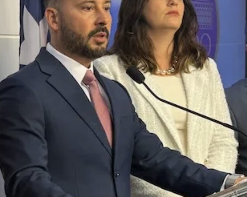 Senadores del PPD solicitan investigar señalamientos a oficiales del gobierno de Jenniffer González