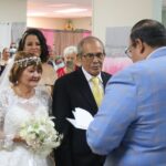 ¡Que vivan los novios! Septuagenarios encuentran el amor en  Centro de Envejeciente de Ceiba