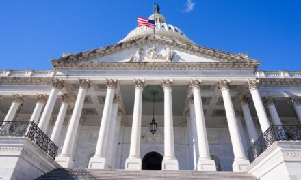 Senado aprueba extensión de fondos federales, pero falta acuerdo con la Cámara