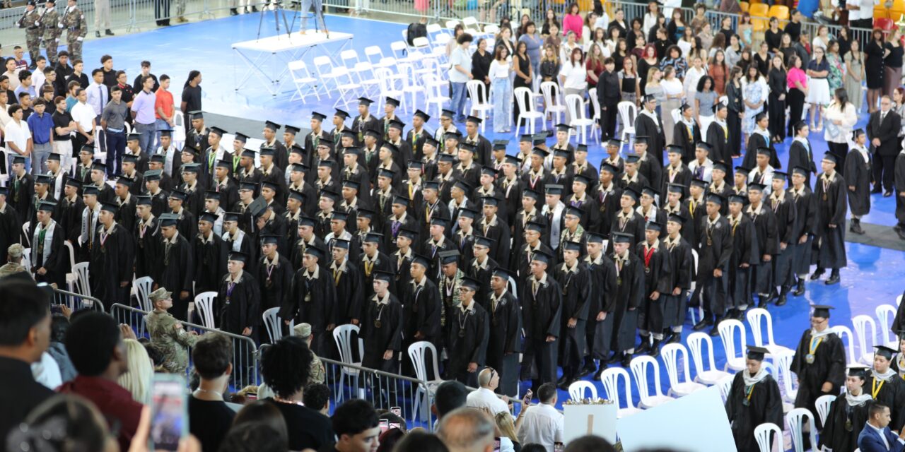Guardia Nacional celebra un nuevo comienzo para 196 graduandos de Youth ChalleNGe